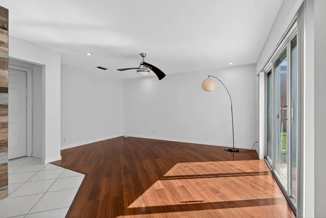 $4,000 | 7004 Galleon Cove Circle, Riviera Beach, FL 33418