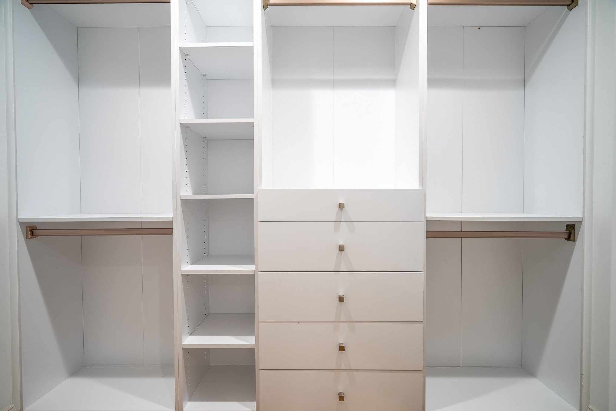 26 Barns Road Leoma, TN 38468 - Photo 39 of 55 a view of an empty walk in closet