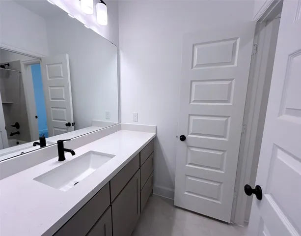 $5,000 | 29847 Longleaf Grv Lane, Fulshear, TX 77441