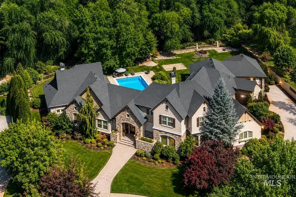 $1,985,000 | 1450 East Covey Run Court, Eagle, ID 83616
