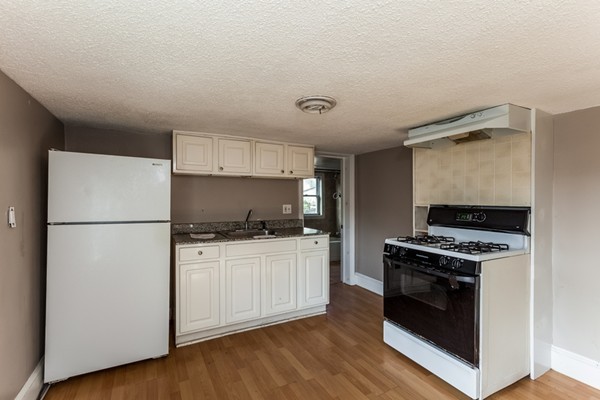 40 Clark Street Malden, MA 02148 - Photo 7 of 22