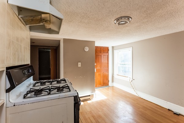 40 Clark Street Malden, MA 02148 - Photo 10 of 22