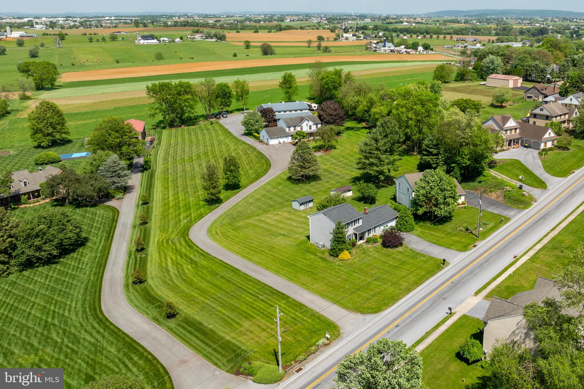 2363 Stumptown Road Lancaster, PA 17602 - Photo 13 of 91 Gallery Image 13