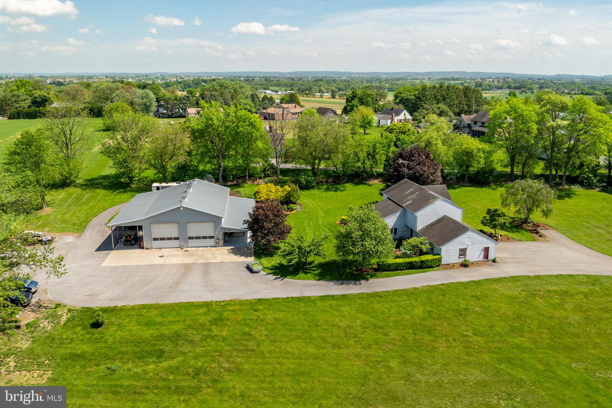 2363 Stumptown Road Lancaster, PA 17602 - Photo 6 of 91 Gallery Image 6