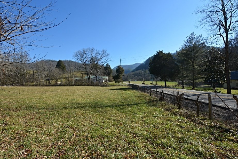 747 Wears Valley Road Townsend, TN 37882 - Photo 19 of 20 Gallery Image 19