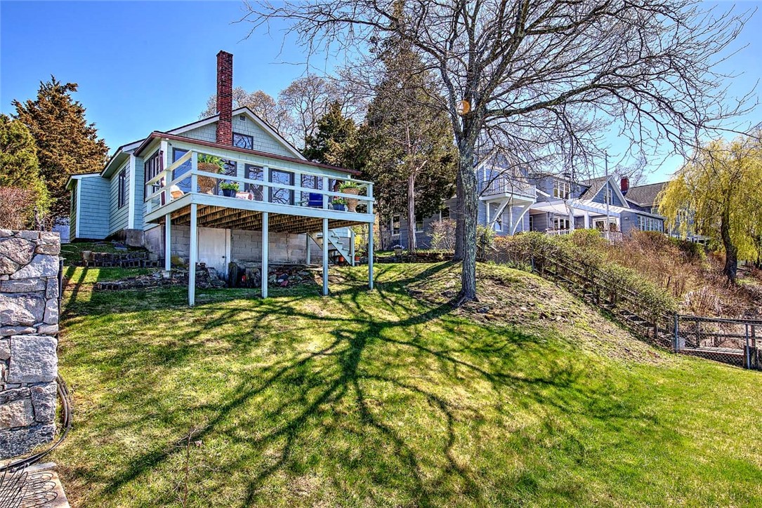 35 Hanson Road Barrington, RI 02806 - Photo 11 of 29