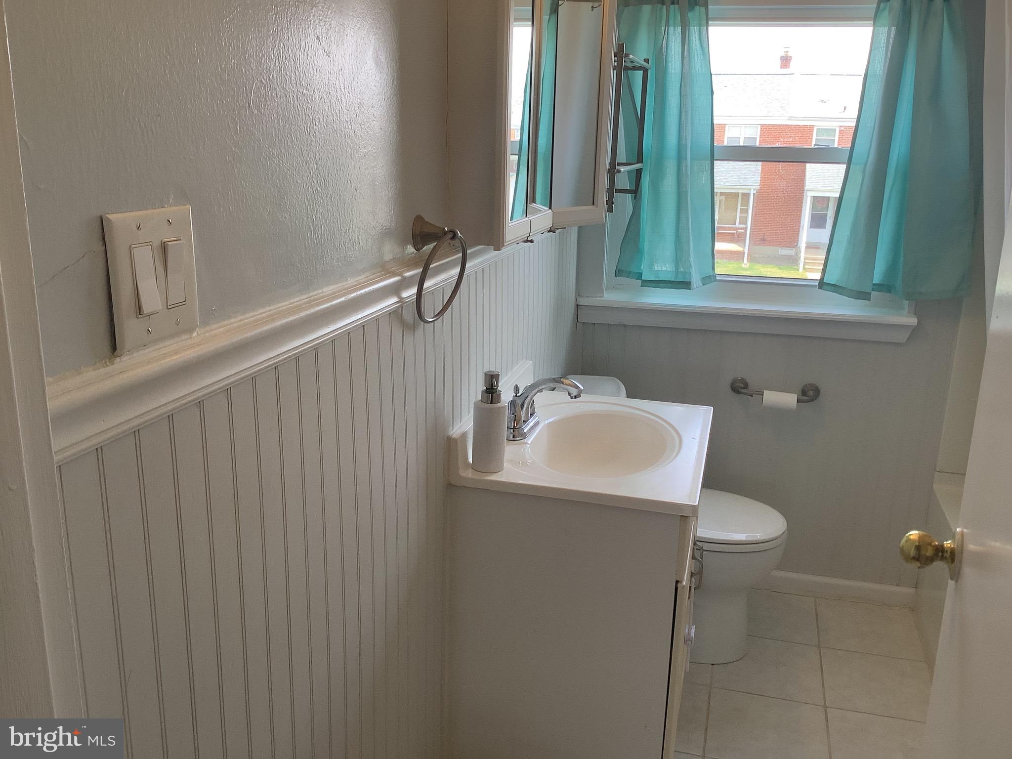 8016 Kimberly Road Dundalk, MD 21222 - Photo 31 of 42 Bathroom View