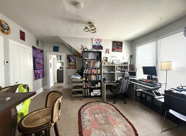 $200,000 | 511 East Jackson Street, Bloomington, IL 61701