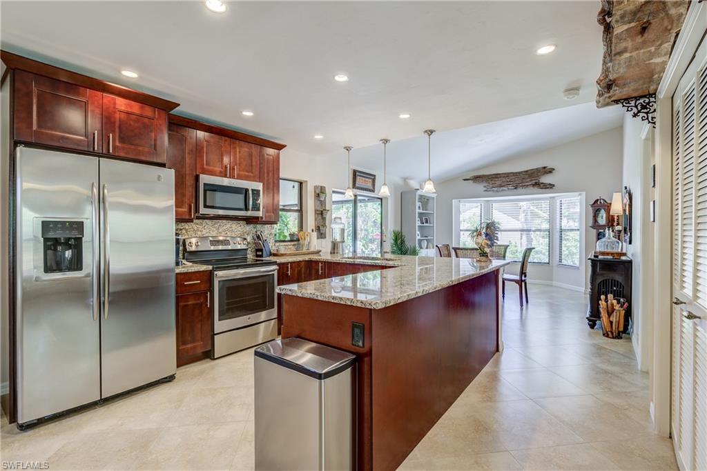 13214 Heather Ridge Loop Fort Myers, FL 33966 - Photo 6 of 26 Gorgeous Kitchen!!!