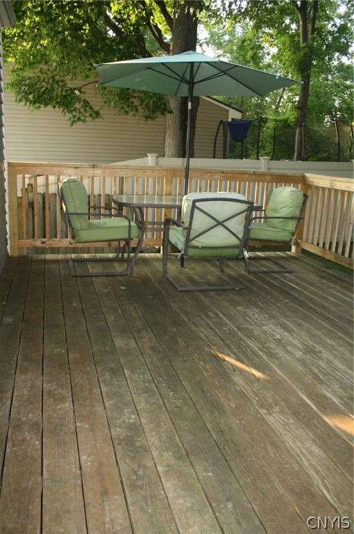 4196 Burningtree Road Clay, NY 13090 - Photo 15 of 17 Deck