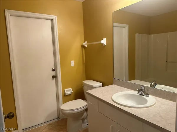 $1,950 | 1915 Southwest 13th Street, Cape Coral, FL 33991