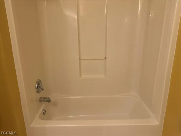 $1,950 | 1915 Southwest 13th Street, Cape Coral, FL 33991