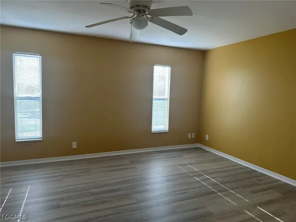 $1,950 | 1915 Southwest 13th Street, Cape Coral, FL 33991