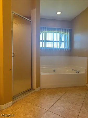 $1,950 | 1915 Southwest 13th Street, Cape Coral, FL 33991
