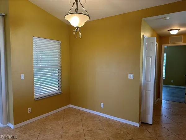 $1,950 | 1915 Southwest 13th Street, Cape Coral, FL 33991