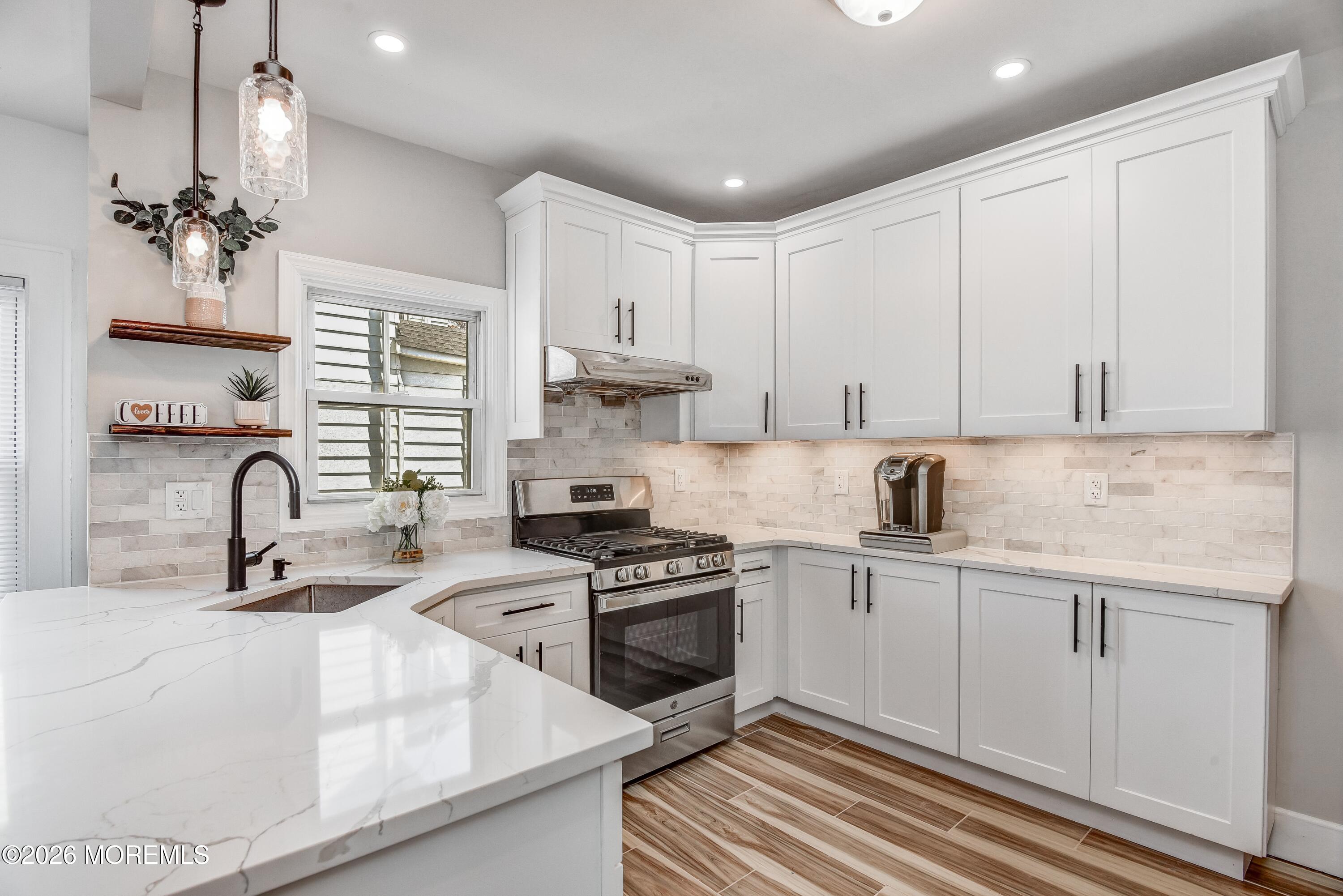 1017 Grandview Avenue Union, NJ 07083 - Photo 4 of 29 NEW Kitchen 2 full
