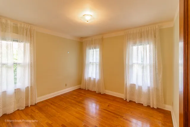 $450,000 | 269 Shenstone Road, Riverside, IL 60546