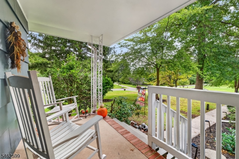 8 Molly Bee Road Flemington, NJ 08822 - Photo 2 of 39 Gallery Image 2
