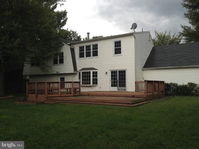 15009 Whitegate Road Silver Spring, MD 20905 - Photo 3 of 29 Exterior (Rear)