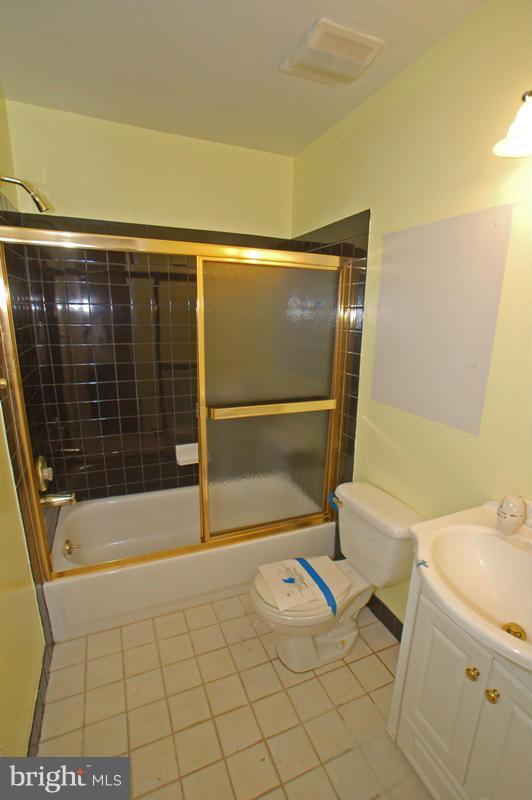 15009 Whitegate Road Silver Spring, MD 20905 - Photo 8 of 29 Bath