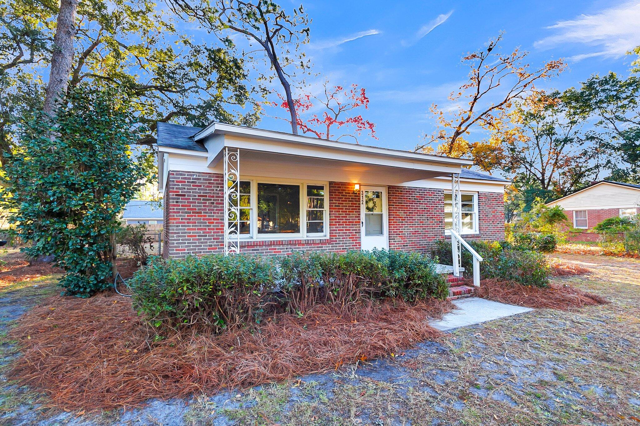 312 George Street Walterboro, SC 29488 - Photo 4 of 27 CREM - 312 George-4