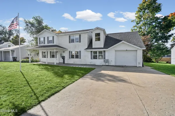 $349,900 | 1037 Helen Street, Rotterdam, NY 12303
