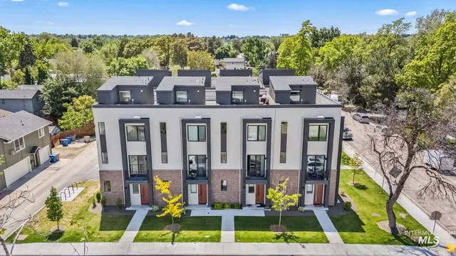 $1,950,000 | 2935-2947 West Jordan Street, Boise, ID 83702