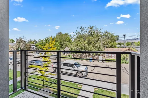 $1,950,000 | 2935-2947 West Jordan Street, Boise, ID 83702