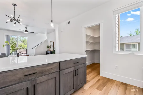 $1,950,000 | 2935-2947 West Jordan Street, Boise, ID 83702