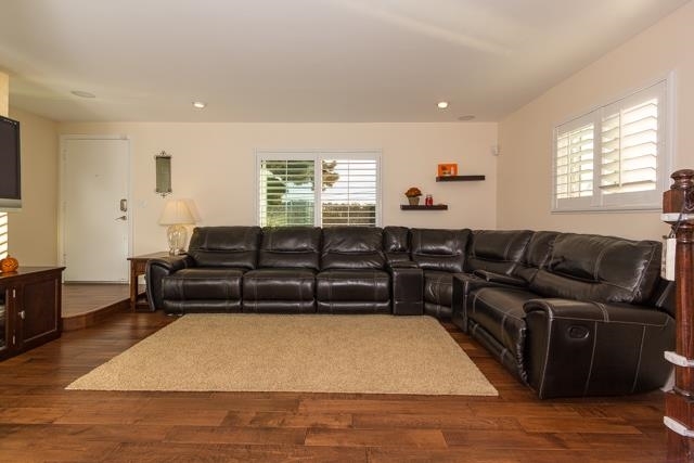 859 Del Mar Downs Road, Unit A Solana Beach, CA 92075 - Photo 16 of 20