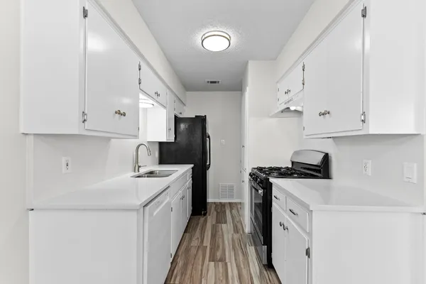 $1,550 | 10807 Lambert Circle, Unit A, Austin, TX 78758