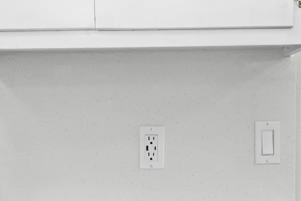 $1,550 | 10807 Lambert Circle, Unit A, Austin, TX 78758