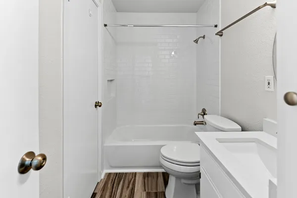 $1,550 | 10807 Lambert Circle, Unit A, Austin, TX 78758