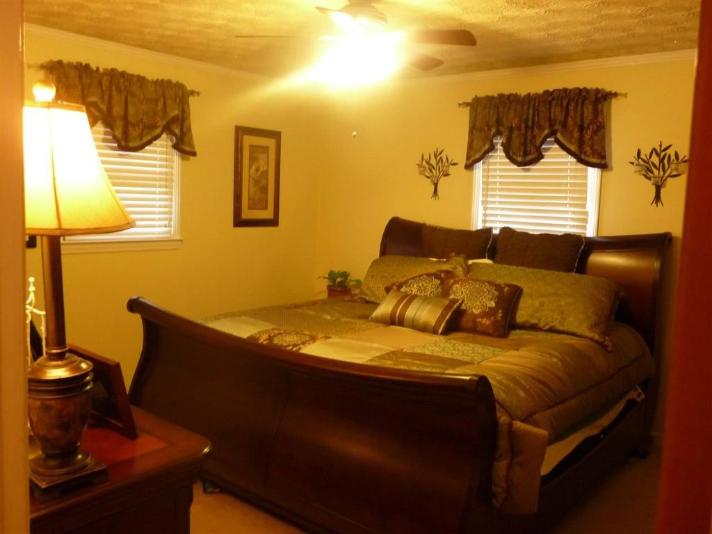 416 Hood Road Greenville, SC 29611 - Photo 4 of 4 Gallery Image 4