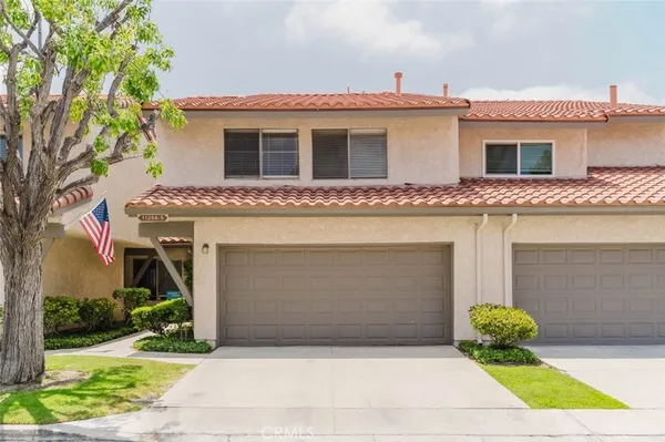 $750,000 | 11266 Key W Avenue, Unit 5, Porter Ranch, CA 91326
