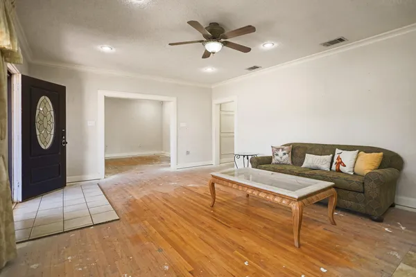 $249,500 | 2202 16th Street, Lubbock, TX 79401