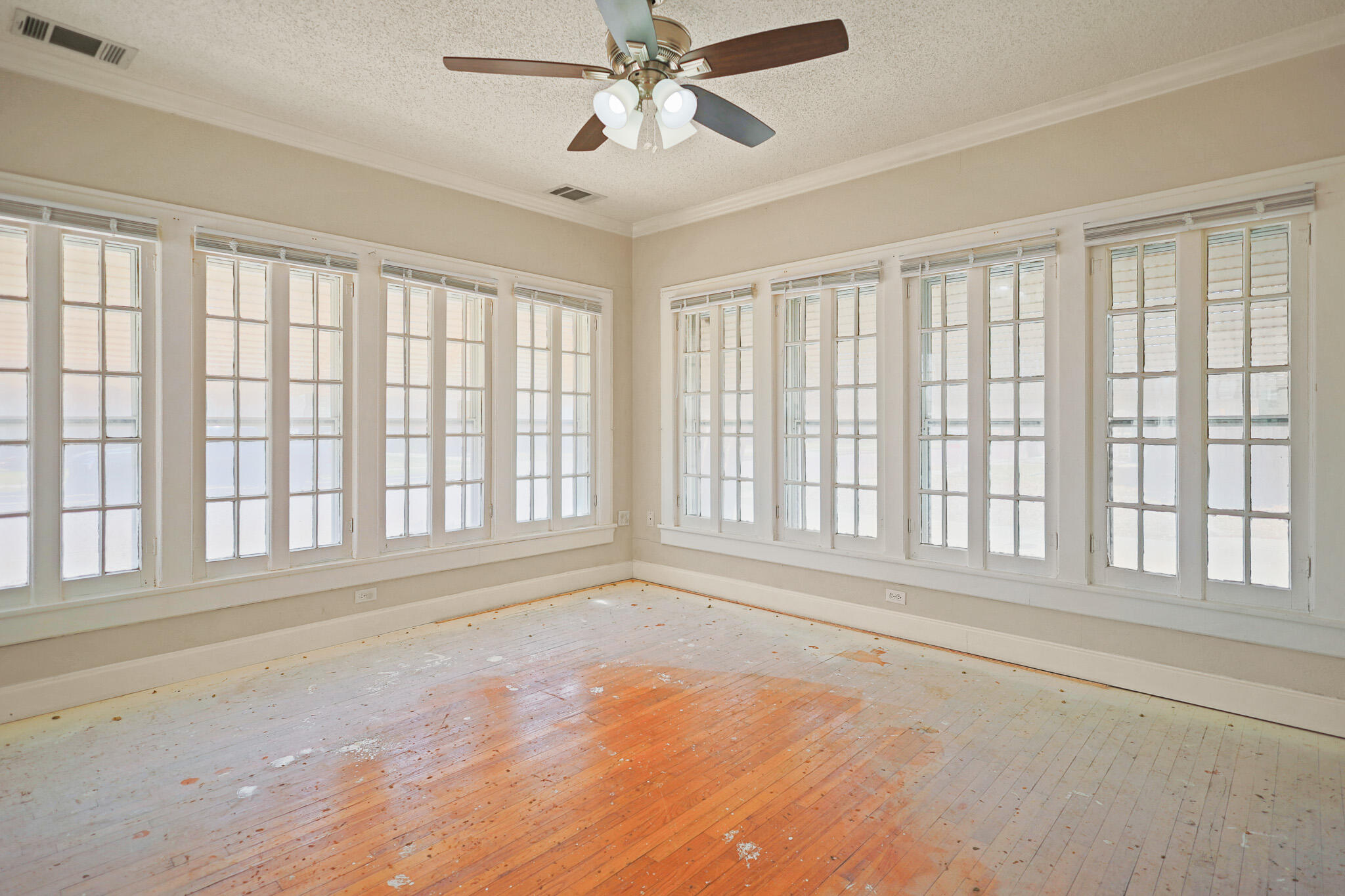 2202 16th Street Lubbock, TX 79401 - Photo 20 of 81 IMG_6103