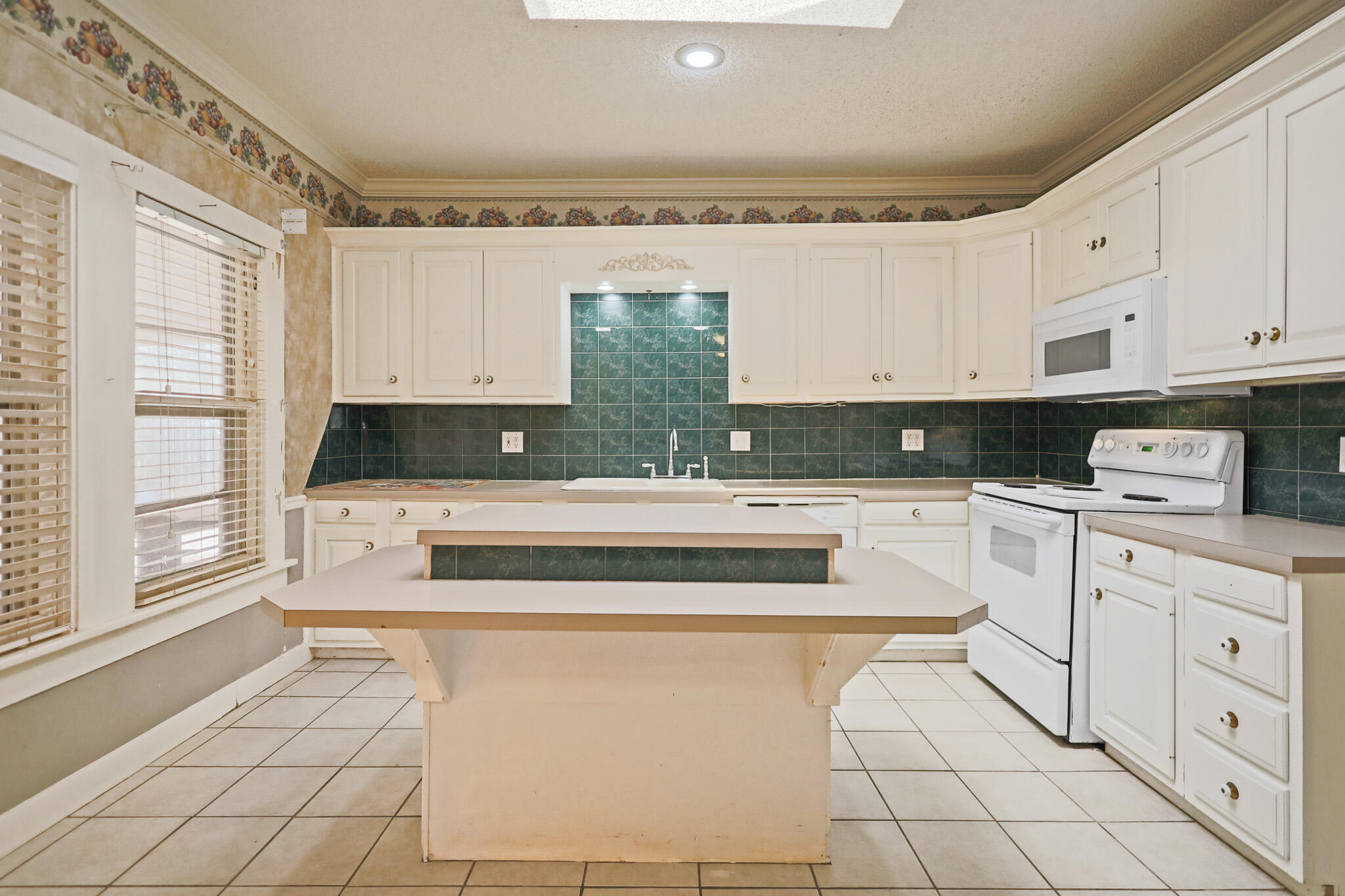 2202 16th Street Lubbock, TX 79401 - Photo 29 of 81 IMG_6150