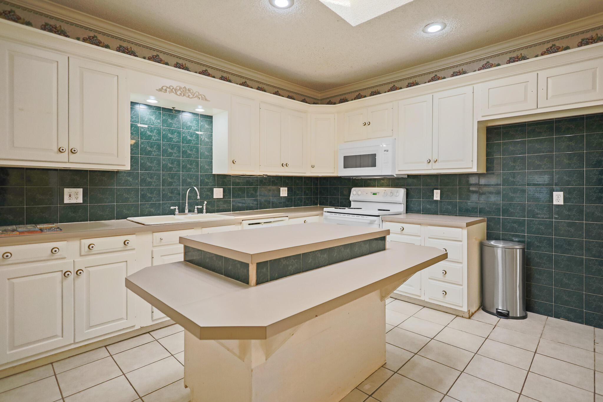 2202 16th Street Lubbock, TX 79401 - Photo 30 of 81 IMG_6151