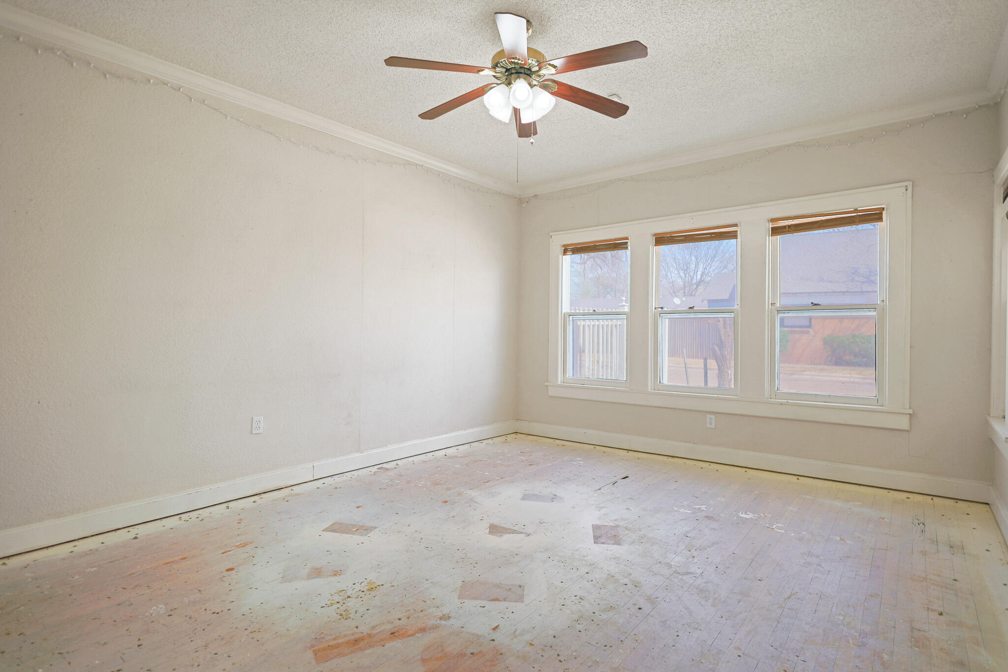 2202 16th Street Lubbock, TX 79401 - Photo 34 of 81 IMG_6116