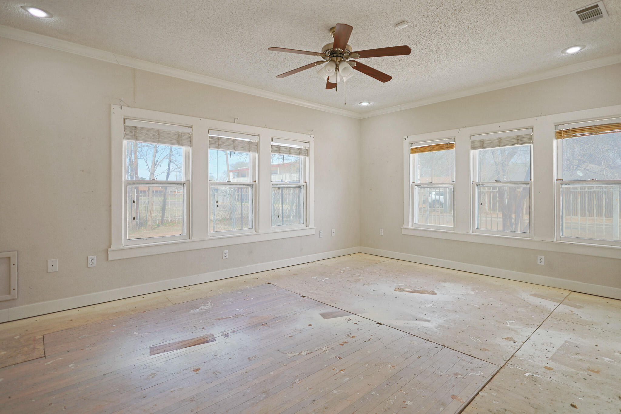 2202 16th Street Lubbock, TX 79401 - Photo 45 of 81 IMG_6128