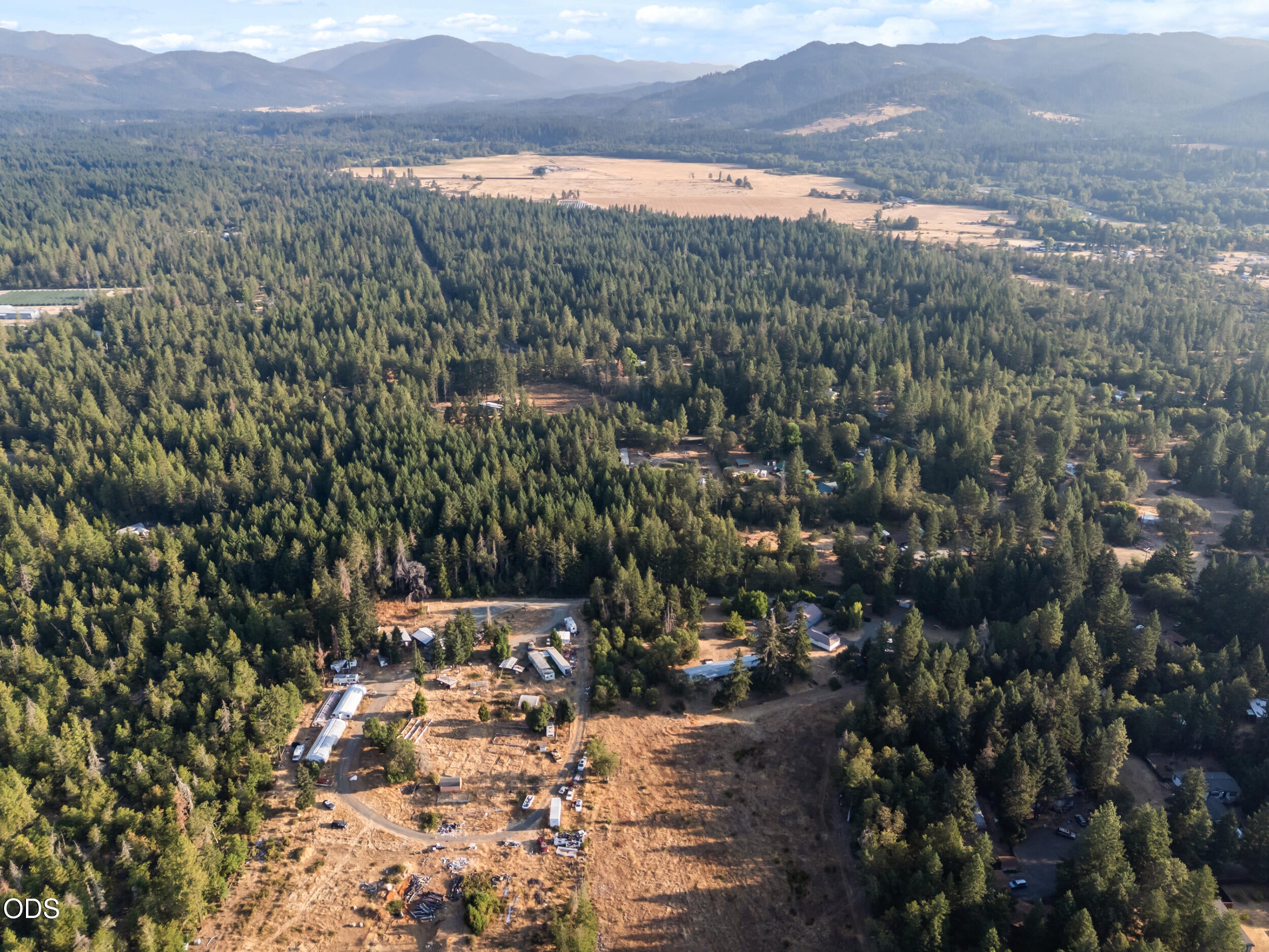 3580 Rockydale Road Cave Junction, OR 97523 - Photo 33 of 39 Gallery Image 33