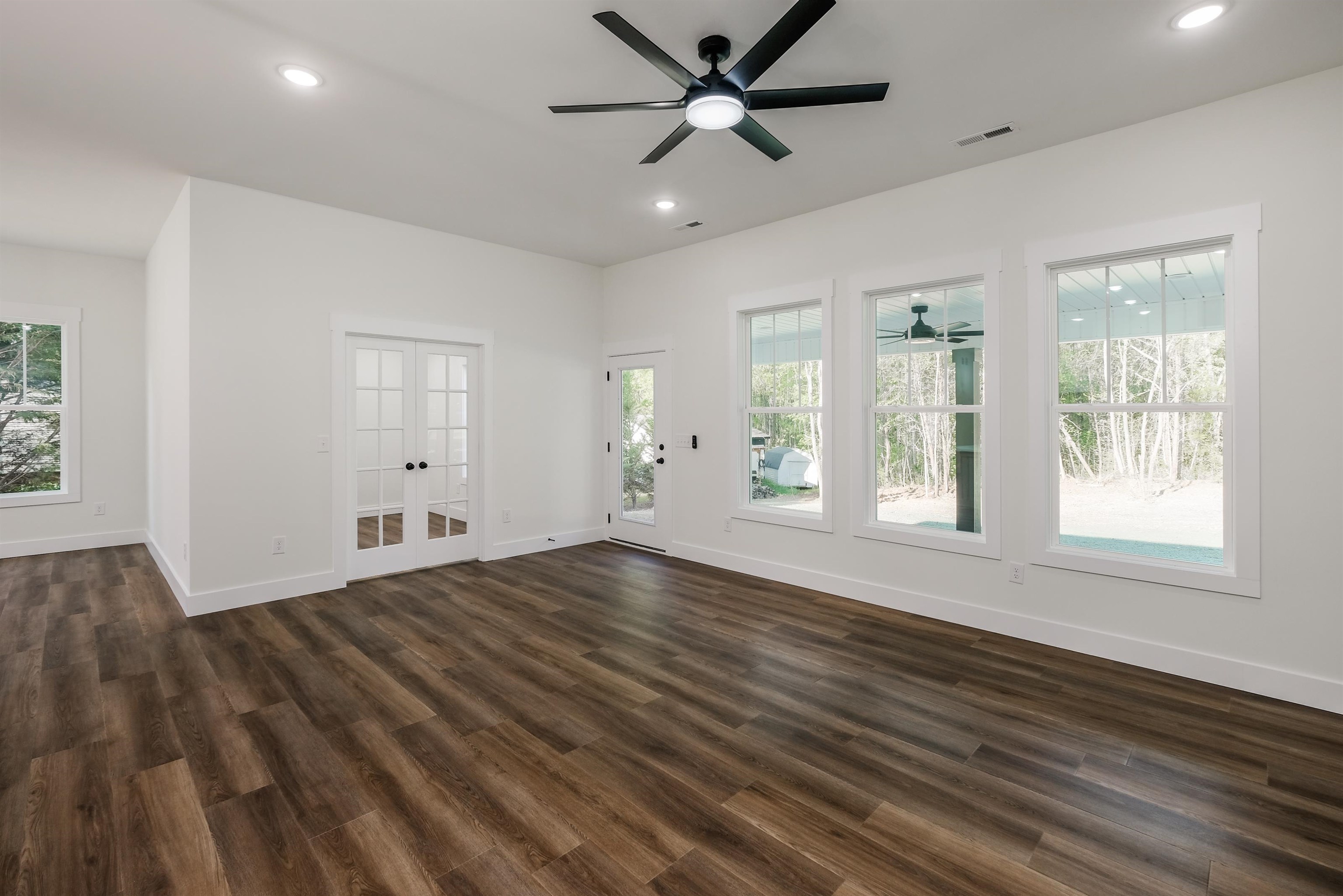 7 Campbell Mill Road Travelers Rest, SC 29690 - Photo 3 of 22 Gallery Image 3