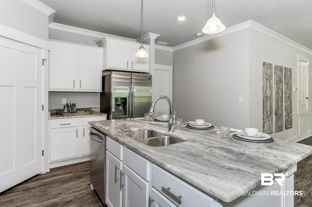 16495 Prado Loop Loxley, AL 36551 - Photo 8 of 18 Large Kitchen Island