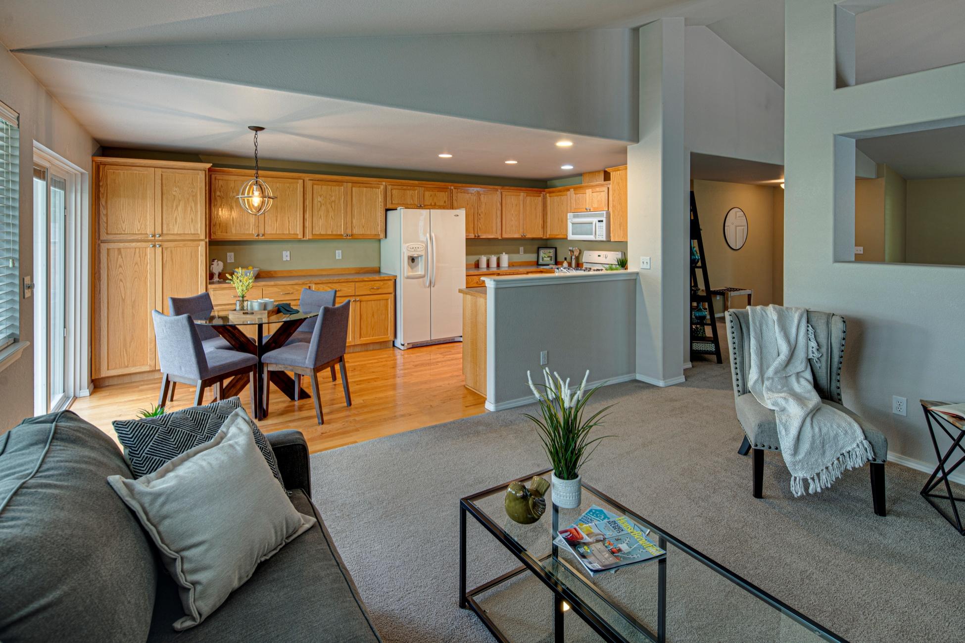 2021 Southwest 38th Street Redmond, OR 97756 - Photo 26 of 36 batch_2021SW38-124
