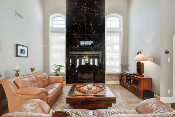 $565,000 | 35 South Rue Charles, San Antonio, TX 78217