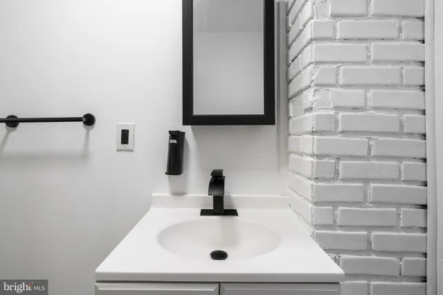 $279,900 | 125 Wabash Avenue, Bath, PA 18014