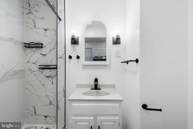 $279,900 | 125 Wabash Avenue, Bath, PA 18014