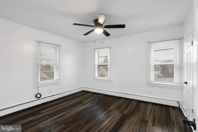 $279,900 | 125 Wabash Avenue, Bath, PA 18014