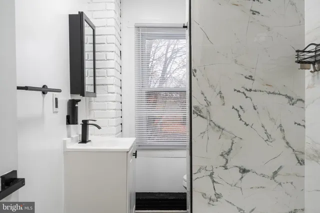 $279,900 | 125 Wabash Avenue, Bath, PA 18014